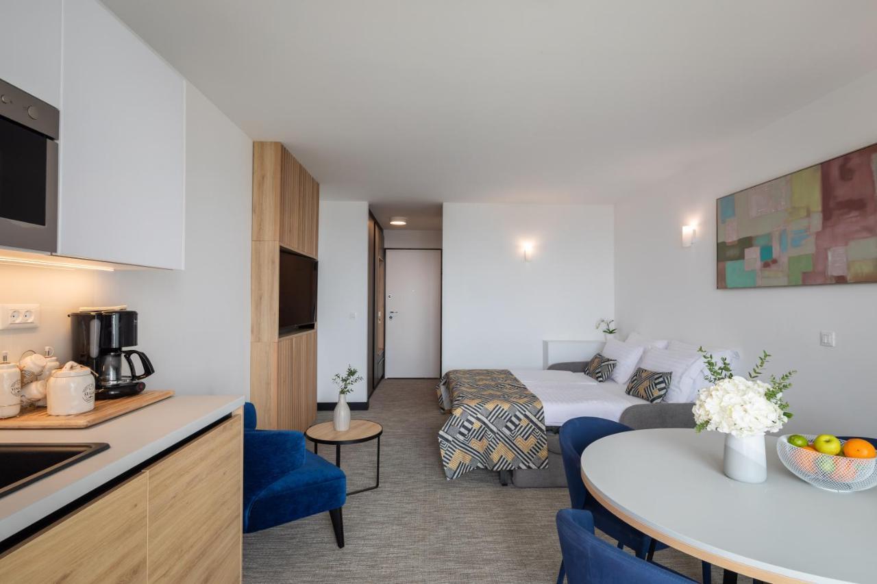 Noemia Apartments Baška Voda Εξωτερικό φωτογραφία