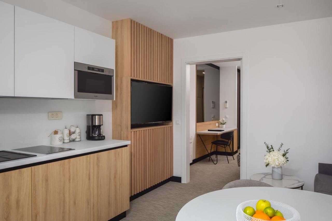 Noemia Apartments Baška Voda Εξωτερικό φωτογραφία