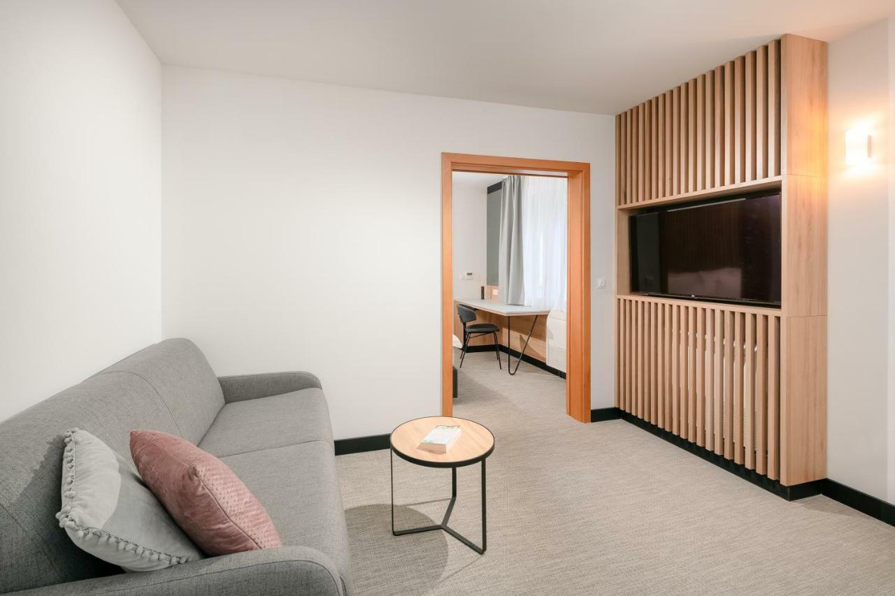 Noemia Apartments Baška Voda Εξωτερικό φωτογραφία